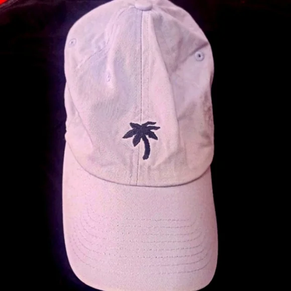 H&M Lavender Cap - Picture 4 of 4